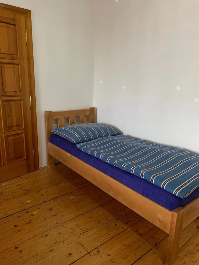 Vip Miku Apartman 2 Микулов Екстериор снимка